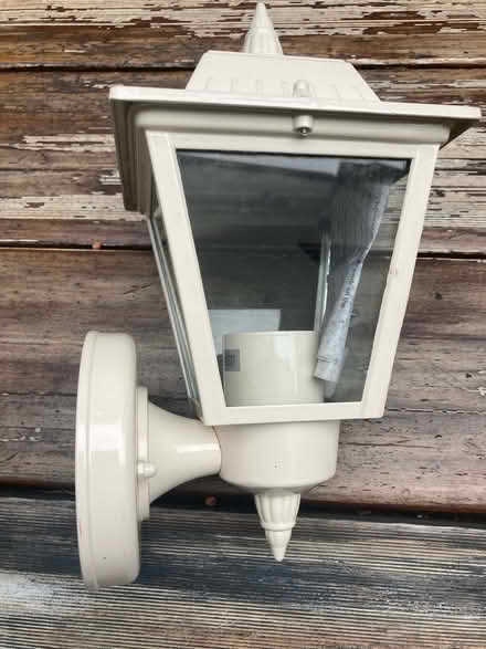 Photo of free Porch light (Lewisham) #2
