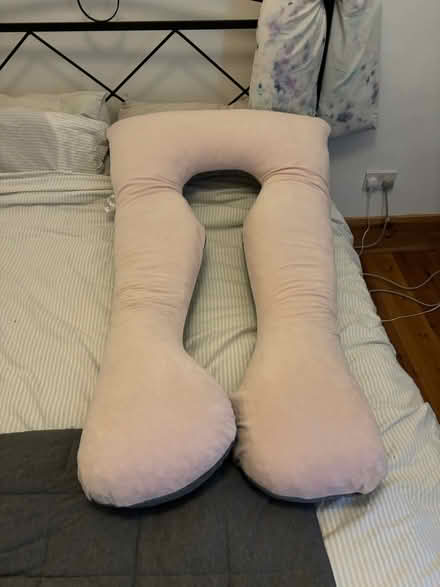 Photo of free Pregnancy pillow (Shawlands G42) #2