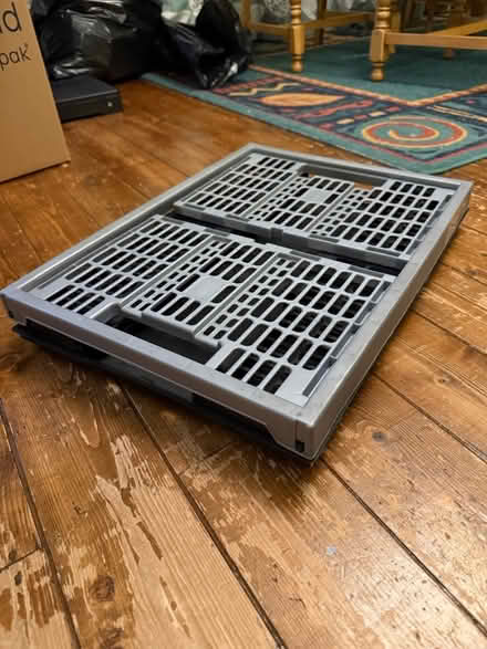 Photo of free Collapsible Crate (Wincobank S9) #4