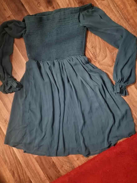 Photo of free Short green dress Size 10/Small (stroud green N4) #1