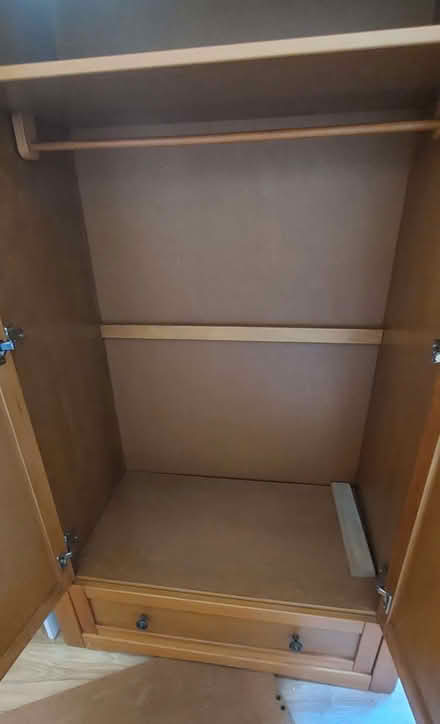 Photo of free Wooden wardrobe (Isleworth TW7) #3