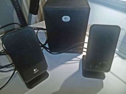 Photo of free "past their best" computer speakers (Britannia) #1
