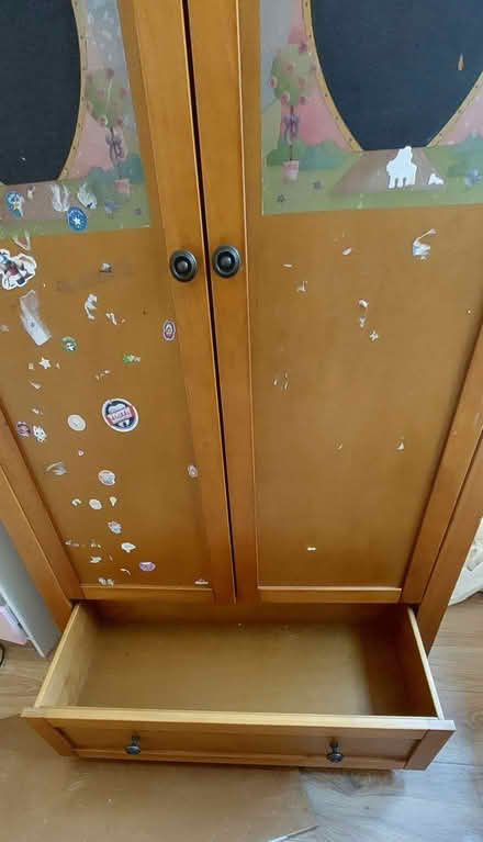 Photo of free Wooden wardrobe (Isleworth TW7) #1