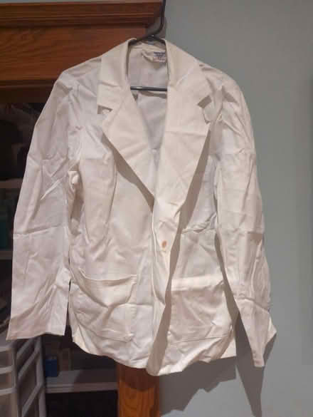 Photo of free Size 44 Men's Lab Coat (Ann Arbor, Central Campus) #1