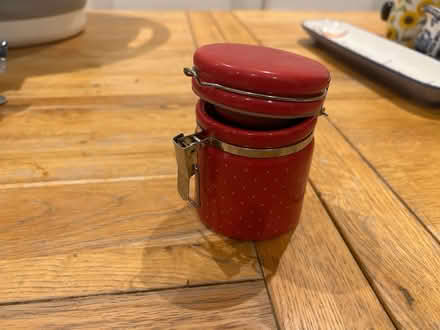 Photo of free Assorted kitchen items (Enfield EN2) #1