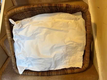Photo of free Large shallow wicker basket with padding. (Linslade LU7) #2