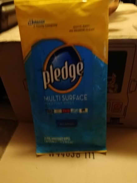 Photo of free Pledge multi surface trial pack (White Center) #1