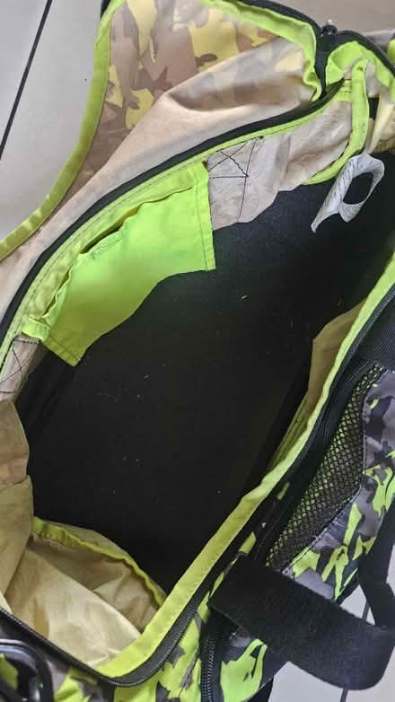 Photo of free Nike sports bag (dellfield AL1) #3