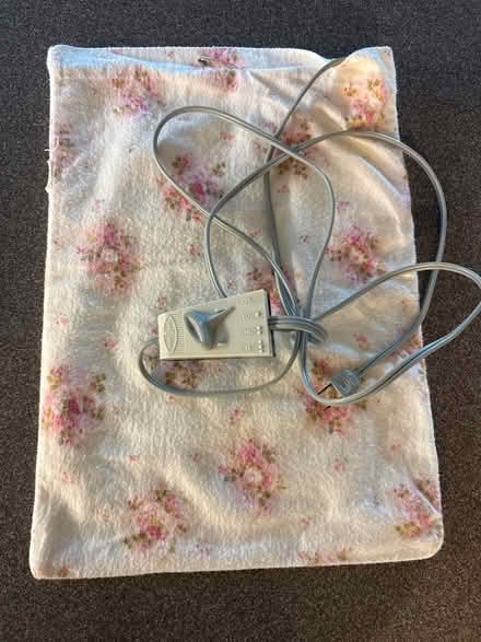 Photo of free Heating Pad (Highland Ave, RWC) #1