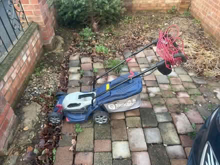 Photo of free Lawn mower plug in (SS15) #1