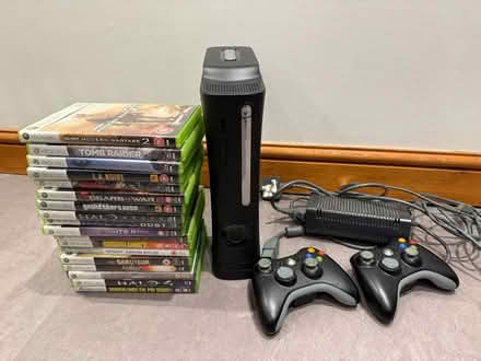 Photo of free Xbox 360 2x controllers , games (Welwyn AL7) #1