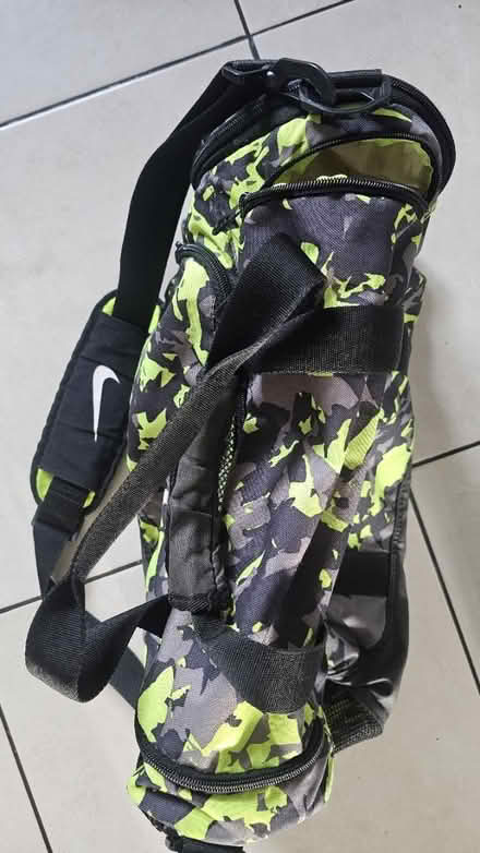 Photo of free Nike sports bag (dellfield AL1) #2