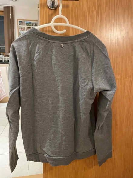 Photo of free 2 teenaged girls jumpers (Elephant and castle SE1) #4