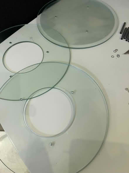 Photo of free Ceiling Light – 3-Layer Glass Shade (Modern Style) (Woodford IG8) #2
