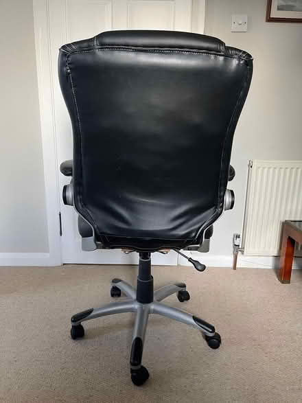 Photo of free Office chair (Beaconsfield HP9) #4