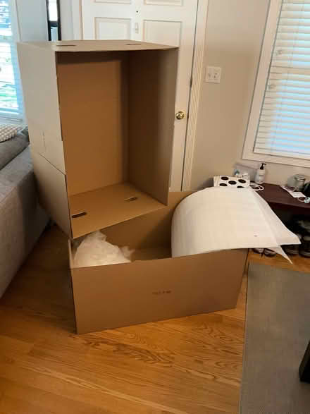 Photo of free Large Cardboard Box (Redwood City, Woodside Plaza) #1