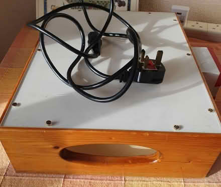 Photo of free Light box (DE21) #1