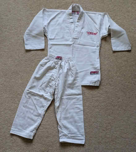 Photo of free Kids martial arts suit ("gi"), age 11 approx (Yatton Keynell SN14) #1