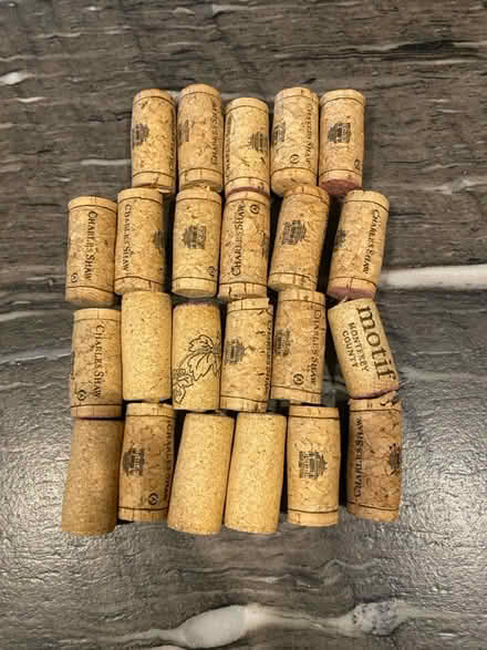Photo of free 23 wine corks (Schaumburg) #1