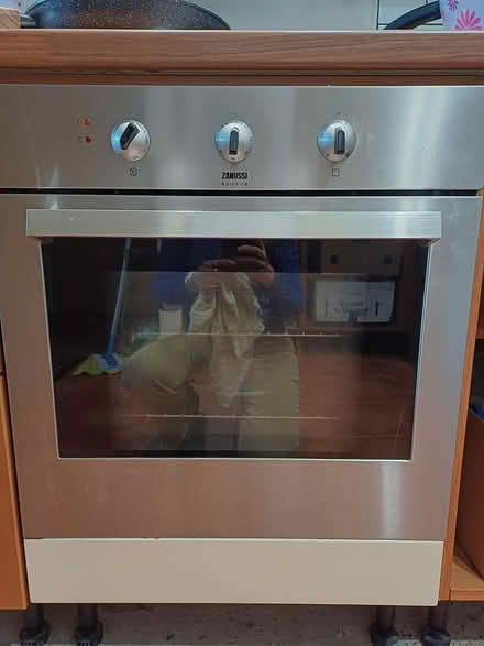 Photo of free Electric build in oven (Brookwood Grove, Artane, d5) #2