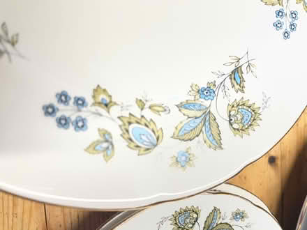 Photo of free Fine bone china dinner service (Canon pyon) #1