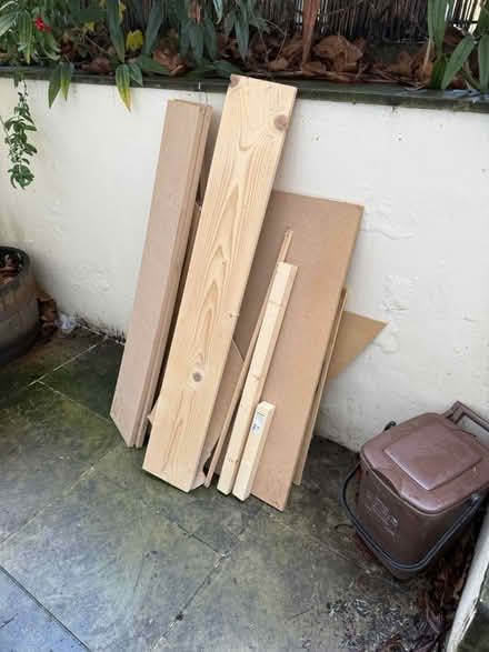 Photo of free Assorted wood / timber and MDF (SE5) #3