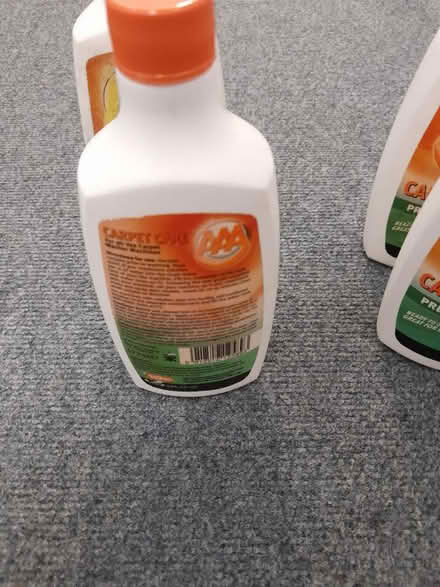 Photo of free Vanish carpet cleaner (Mitcham CR4) #2