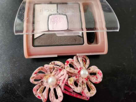 Photo of free Used makeup for art projects (Bear Cross) #3