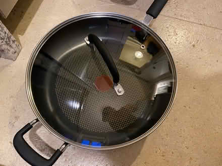 Photo of free Non stick cooking frying pan (AL4, St albans) #2