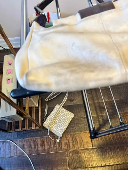 Photo of free Kenneth Cole bag (milton, derry and scottl) #4