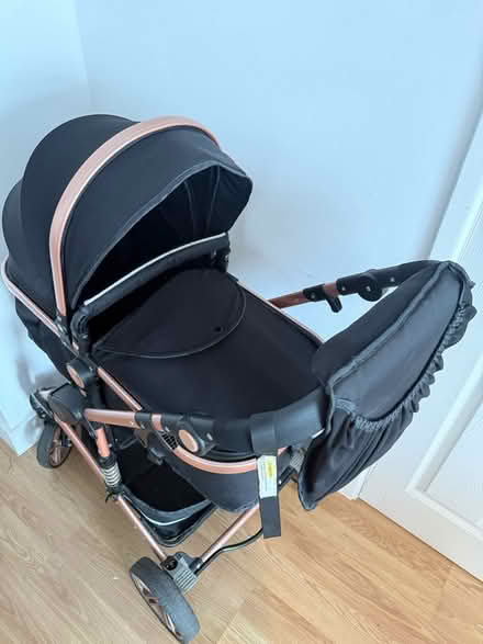 Photo of free Stroller + Car Seat(Magic ZC) (Leyton Grange E10) #2