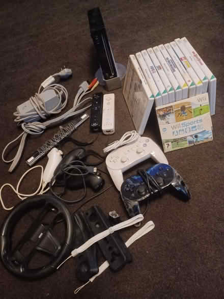 Photo of free Classic Wii bundle (BL8 Tottington, Bury) #1