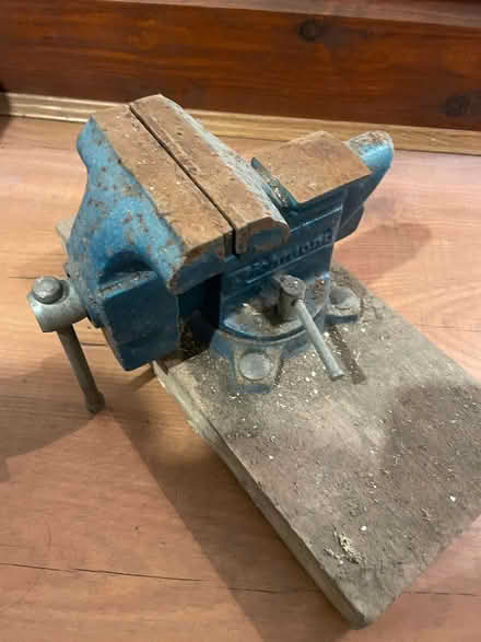 Photo of free Metal bench vice (Bowerham LA1) #1