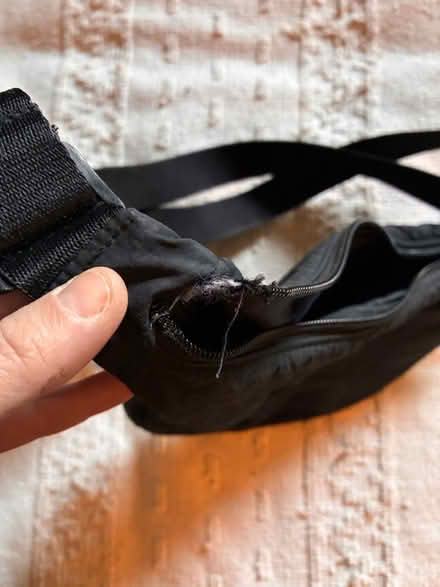 Photo of free Uniqlo dumpling bag (SE25) #3