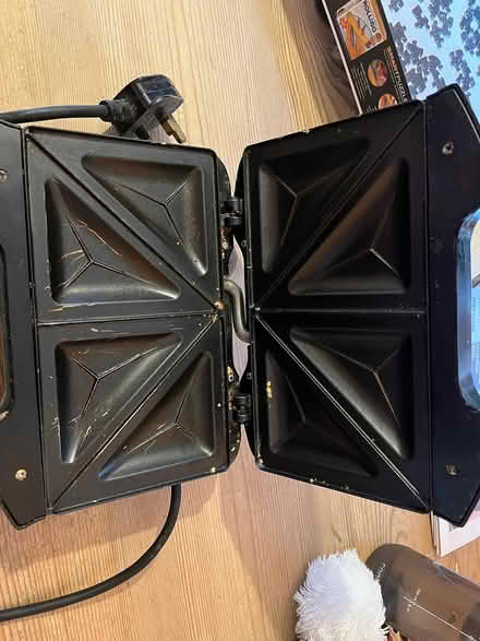Photo of free Sandwich toaster (Cambridge CB1 (Romsey)) #2