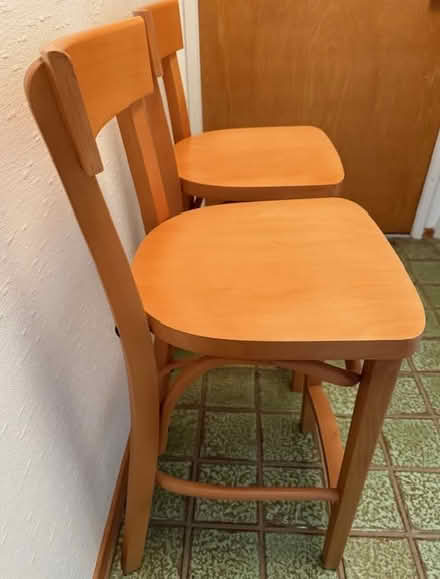Photo of free Counter Chairs (Cupertino - DeAnza and 280) #2