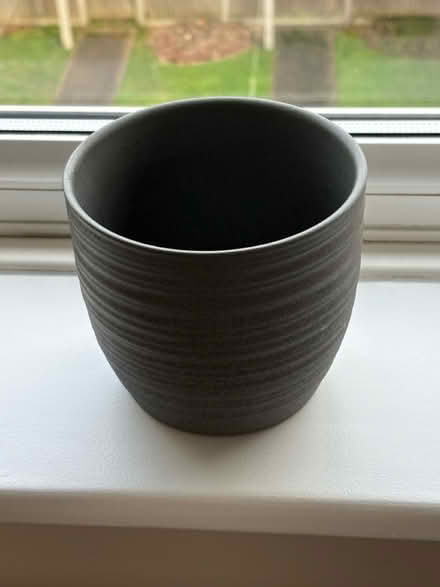 Photo of free Ceramic plant pot #2 (W7) #1