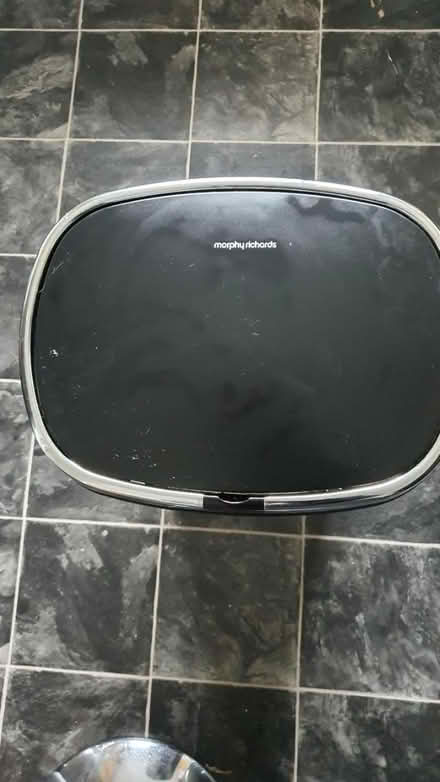 Photo of free Electric bin (thornton heath CR7) #1