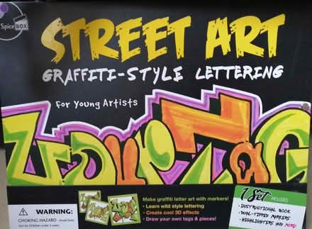 Photo of free Graffiti art set (Richmond Hill) #1