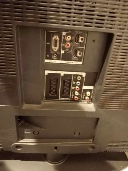 Photo of free Bravia Sony 40" tv (Richmond TW9) #3