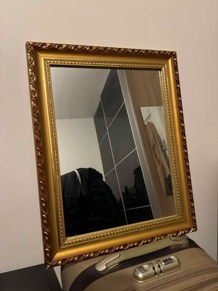 Photo of free Gold mirror (Clapton) #1