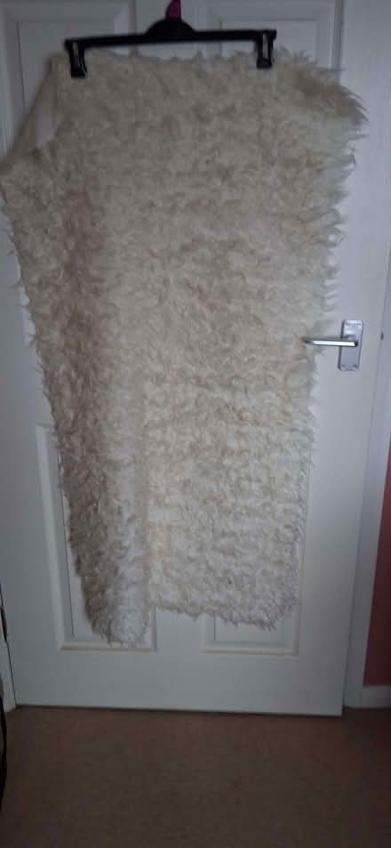 Photo of free 2 mats beige used ideal for the bedroom (Wigmore LU2) #1