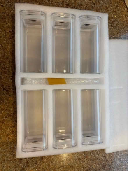 Photo of free Brand new set of 6 clear glass beakers with lids and reusabl (Southport PR9) #1