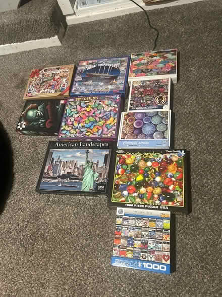 Photo of free Puzzles- 1000 pieces (Guthriesville) #1