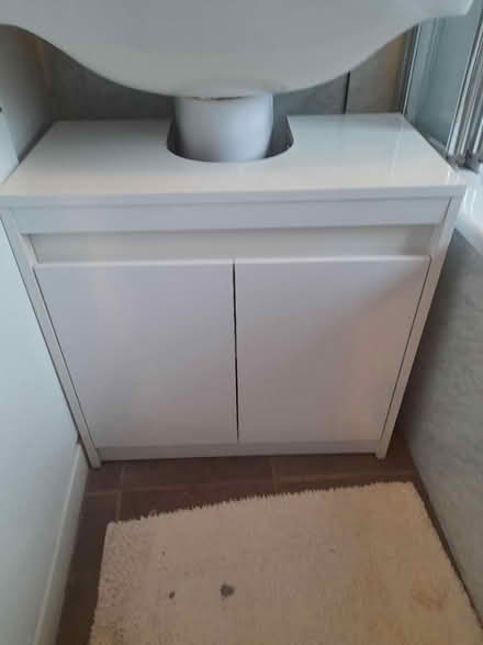 Photo of free Bathroom cabinets (S35 oughtibridge) #4