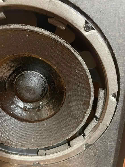 Photo of free Speakers to repair or for parts (Wallingford) #3