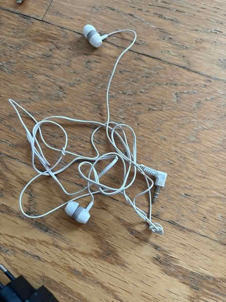 Photo of free Cable for music (W11) #1