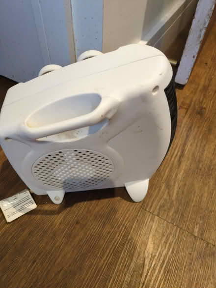Photo of free Small electric fan heater (Cowley OX4) #1
