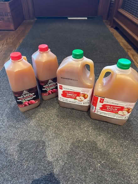 Photo of free Apple Cider (Cabbagetown, Toronto) #1