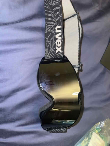 Photo of free Uvex ski goggles (Kilburn) #1